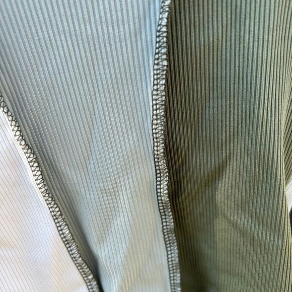 NWT SHEIN shirt fitted long sleeve crop size medium - Picture 6 of 7